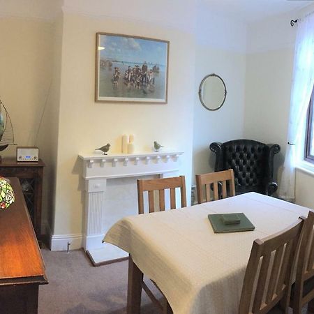 Browns Holiday Cottage Filey Extérieur photo