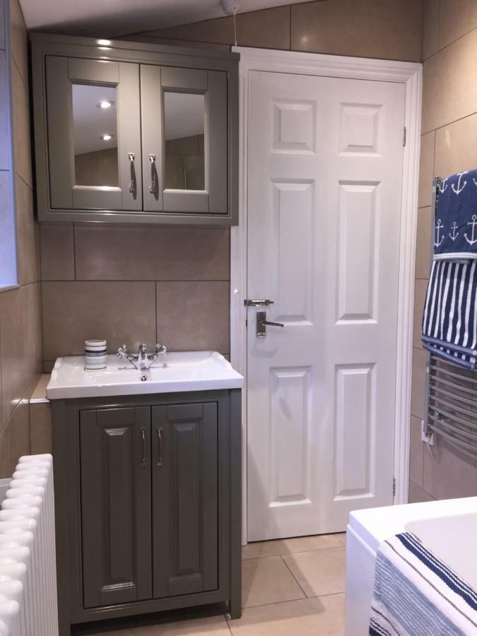 Browns Holiday Cottage Filey Extérieur photo