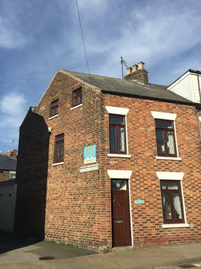 Browns Holiday Cottage Filey Extérieur photo