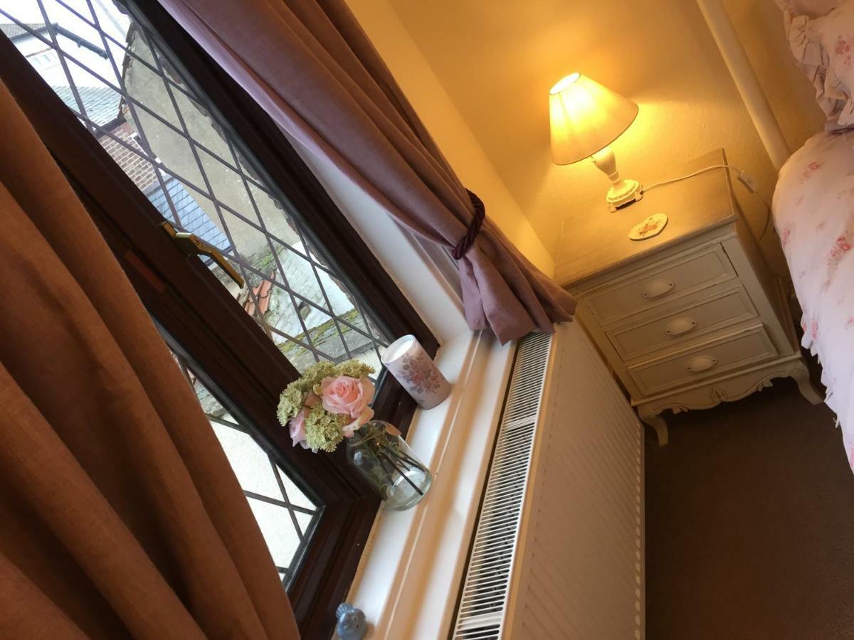 Browns Holiday Cottage Filey Extérieur photo