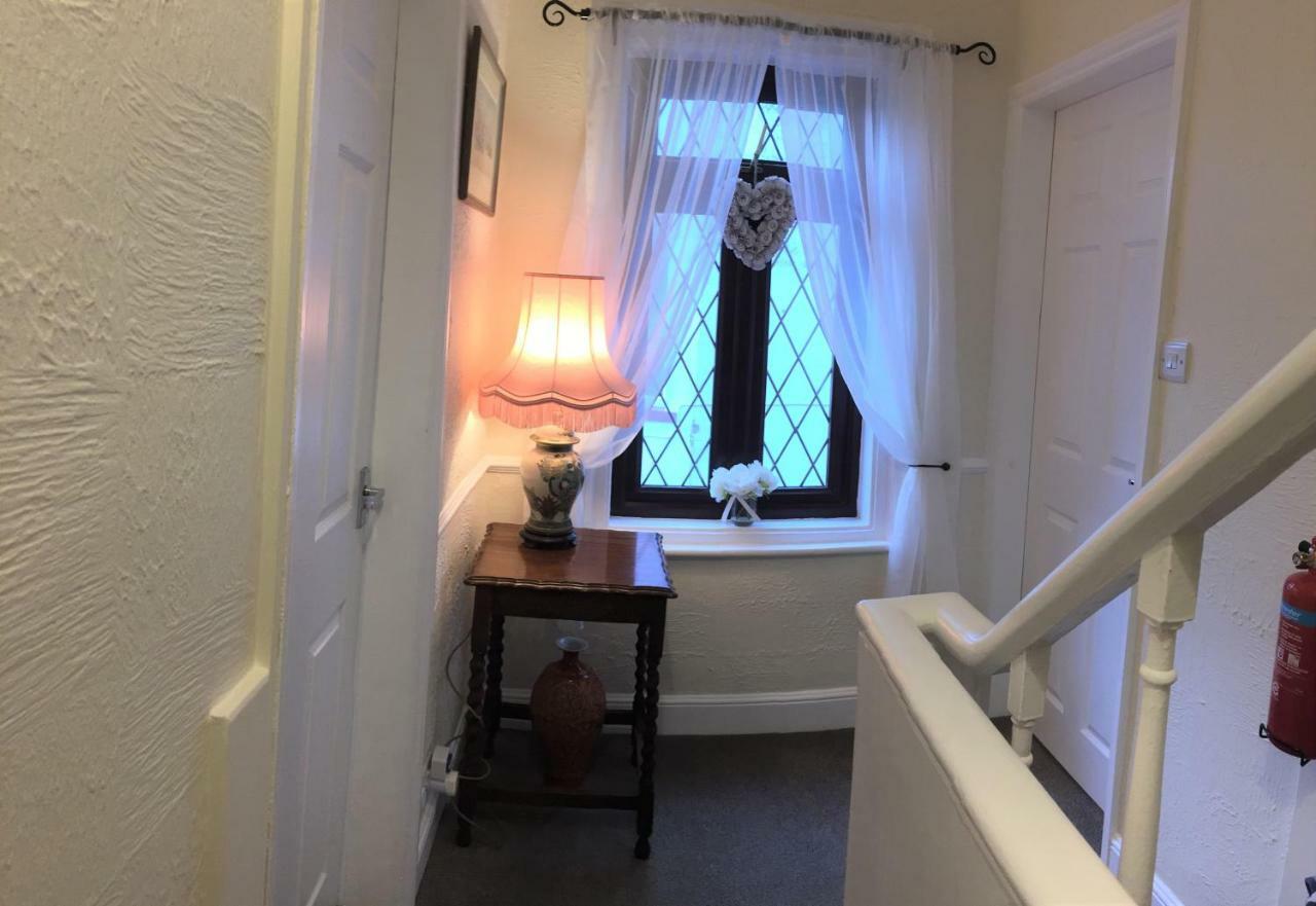 Browns Holiday Cottage Filey Extérieur photo